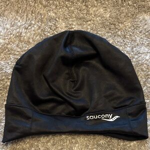 Saucony Black Performance Beanie